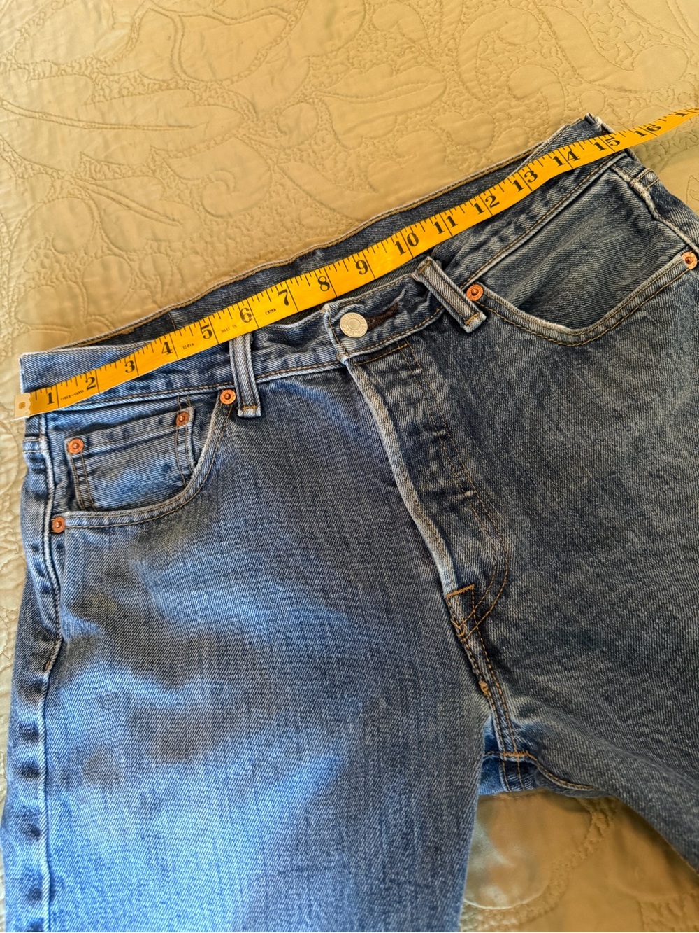 Vintage Levi’s 501 Button Fly Jeans Distressed Grunge 90s Straight Leg USA - Picture 9 of 13